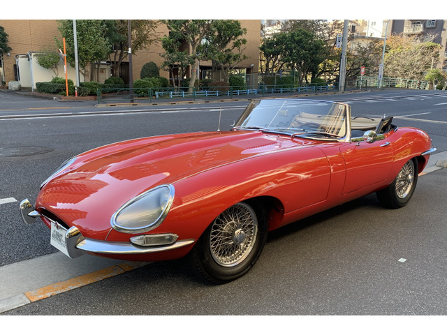 ジャガー Eタイプロードスター 