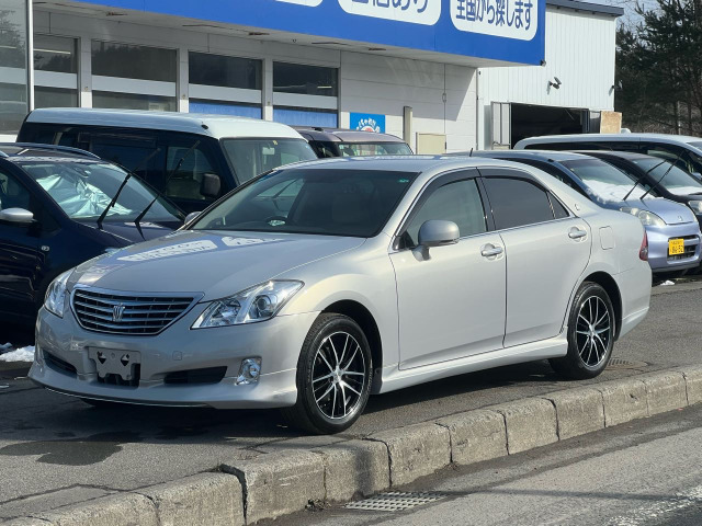 トヨタ クラウン 
