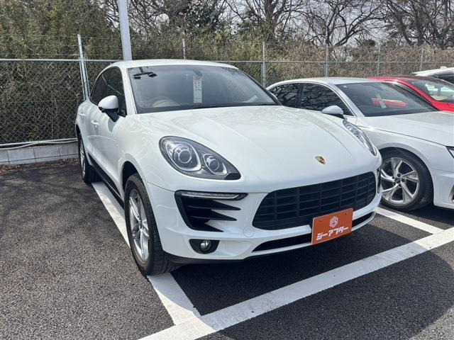 ポルシェ マカン 