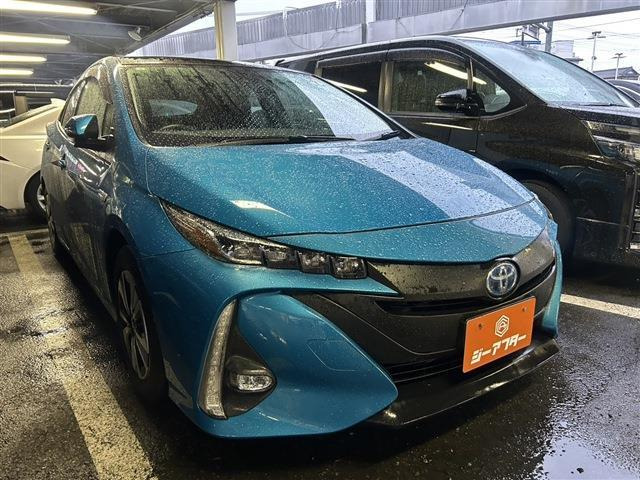 トヨタ プリウスPHV 