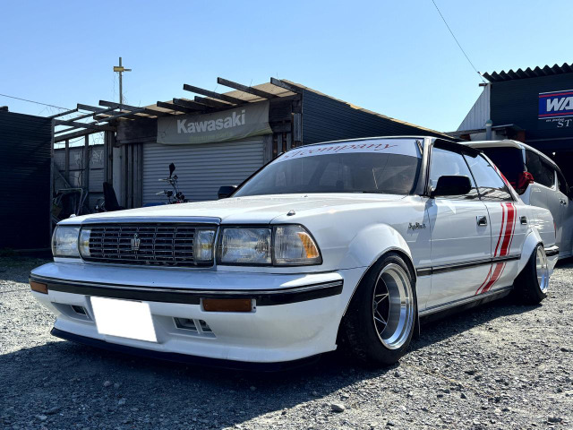 トヨタ クラウン 