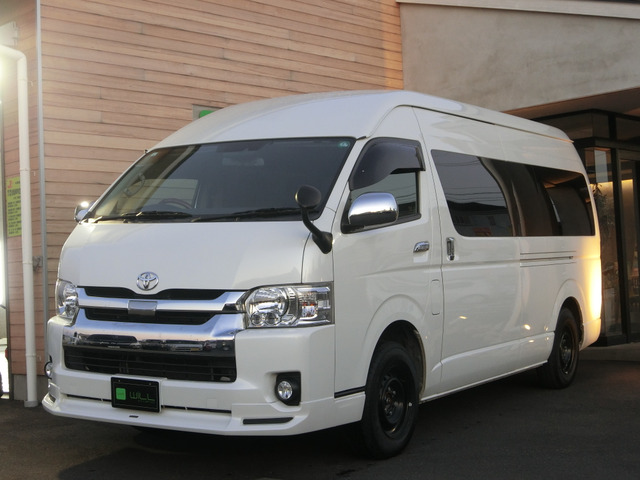 トヨタ ハイエース 