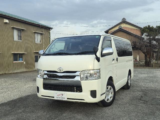 トヨタ ハイエースバン 
