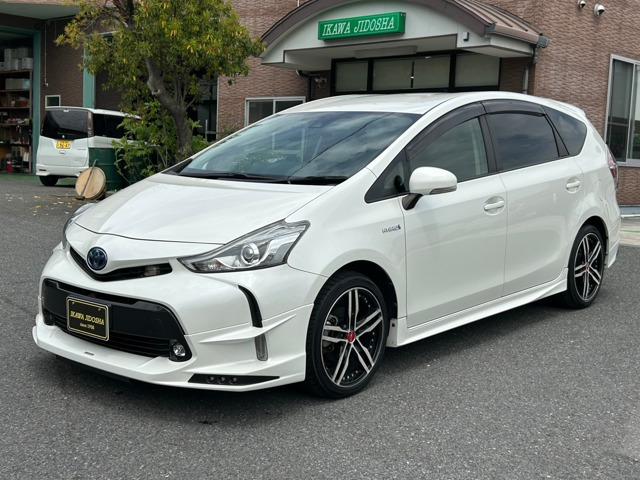 トヨタ プリウスα 