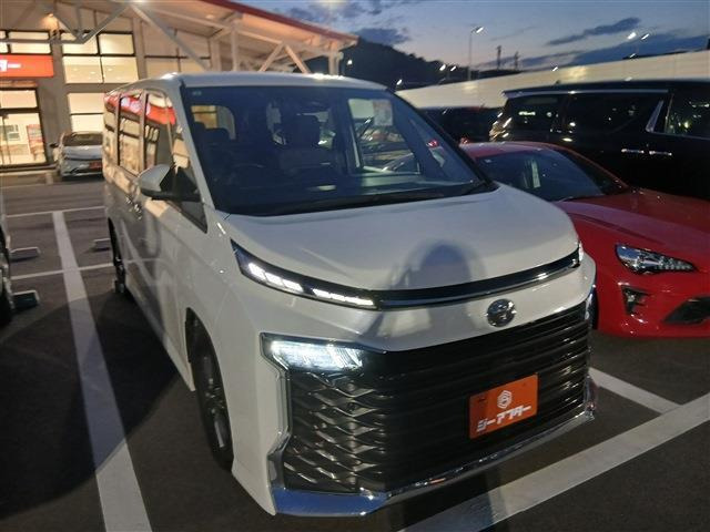 トヨタ ヴォクシー 