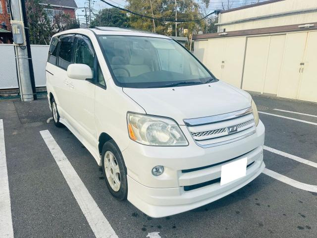 トヨタ ノア 