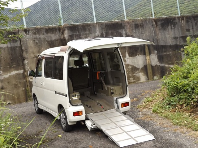 ダイハツ アトレーワゴン 