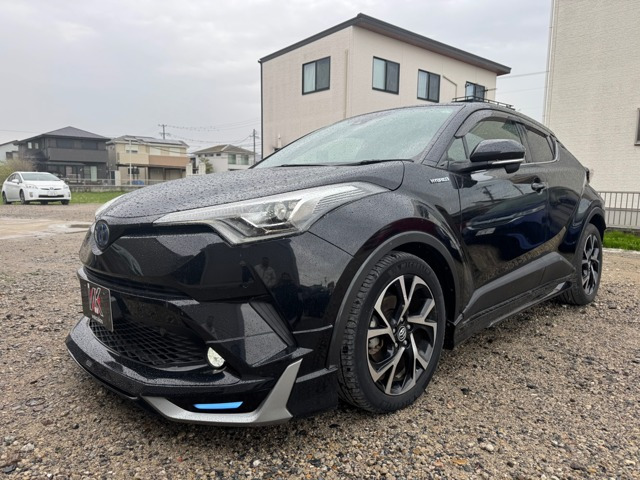 トヨタ C-HR 