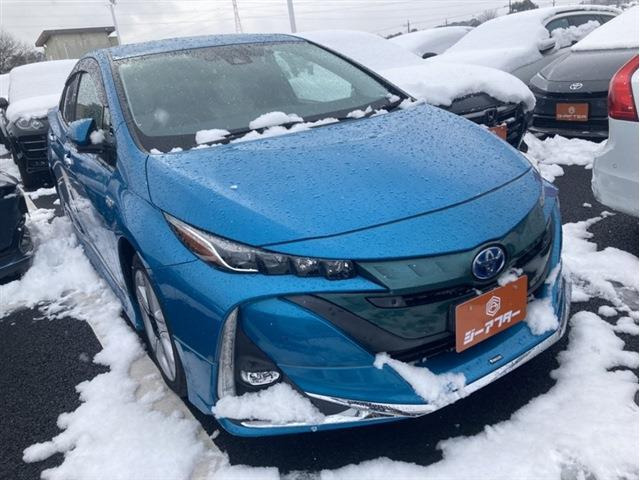 トヨタ プリウスPHV 