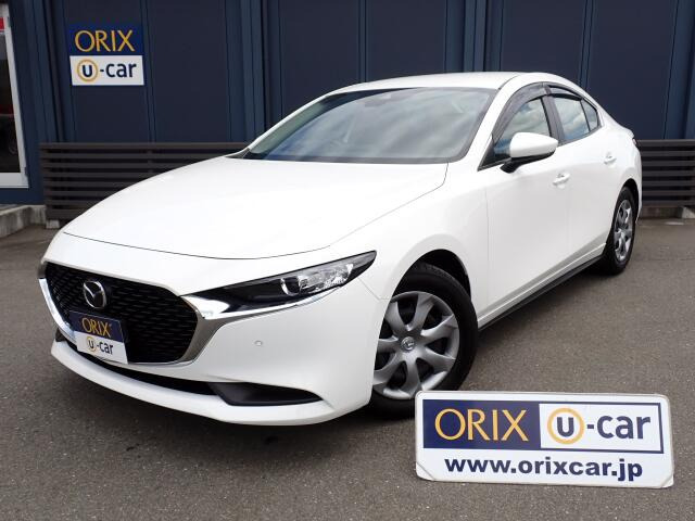 マツダ MAZDA3セダン 