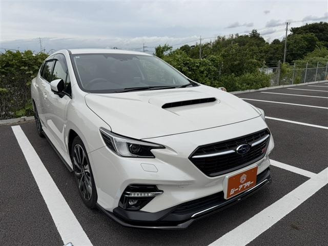 スバル レヴォーグ 