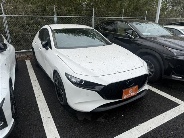 マツダ MAZDA3ファストバック 
