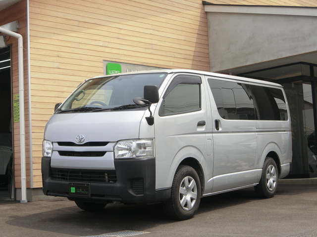 トヨタ ハイエースバン 