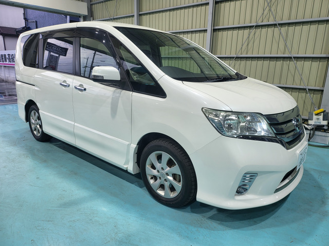 日産 セレナ 