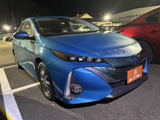 トヨタ プリウスPHV 