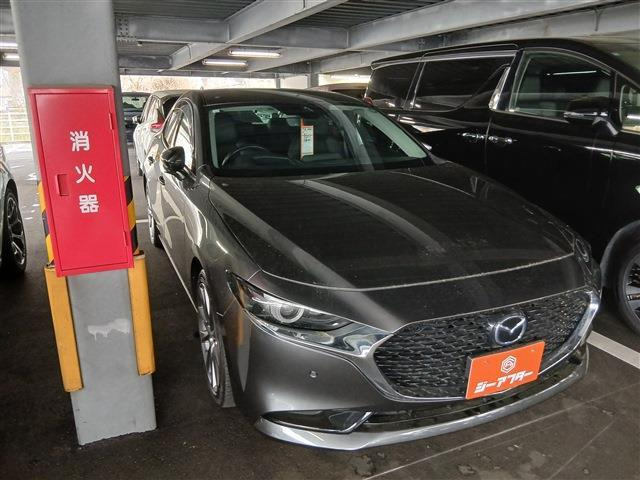 マツダ MAZDA3セダン 