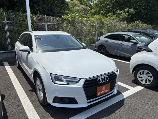アウディ A4アバント 