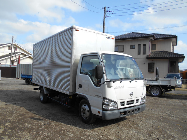 日産 アトラス 