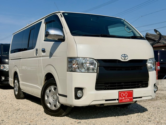 トヨタ ハイエースバン 