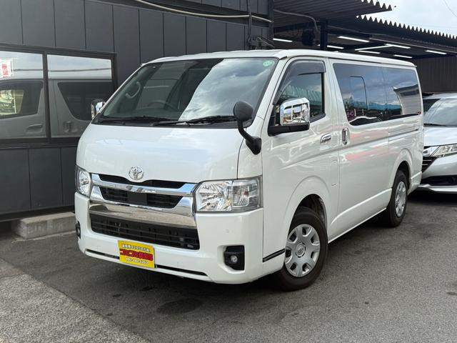 トヨタ ハイエースバン 
