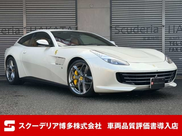 フェラーリ GTC4ルッソ 