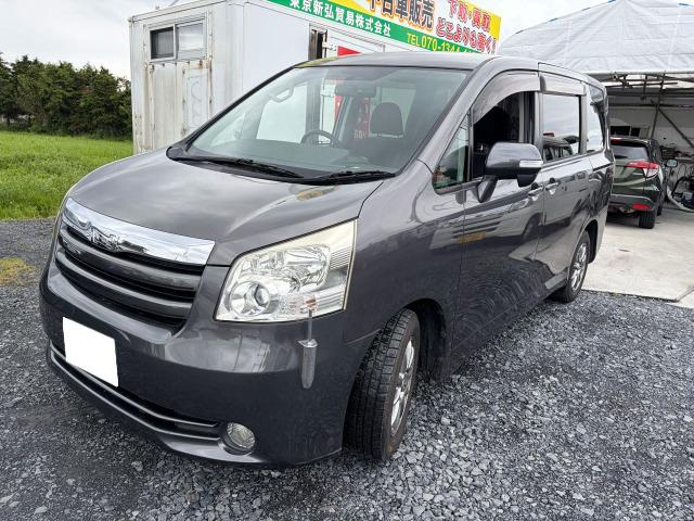 トヨタ ノア 