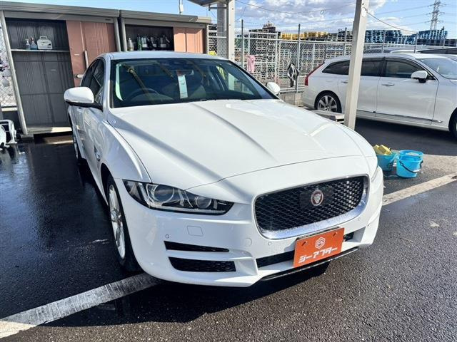 ジャガー XE 
