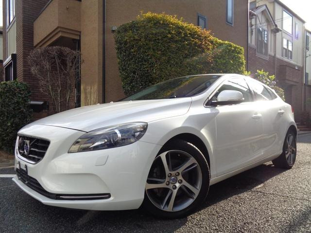 ボルボ V40 