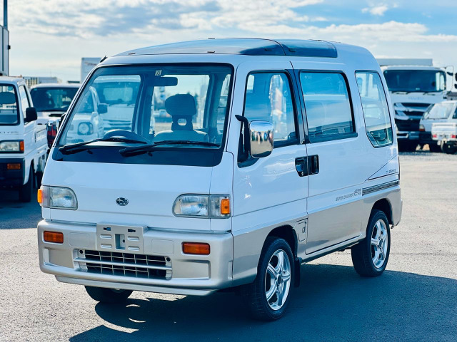 スバル サンバーディアス 