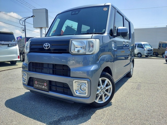 トヨタ ピクシスメガ 