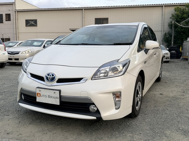 トヨタ プリウスPHV 