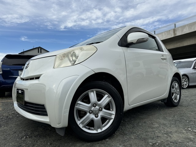 トヨタ iQ 