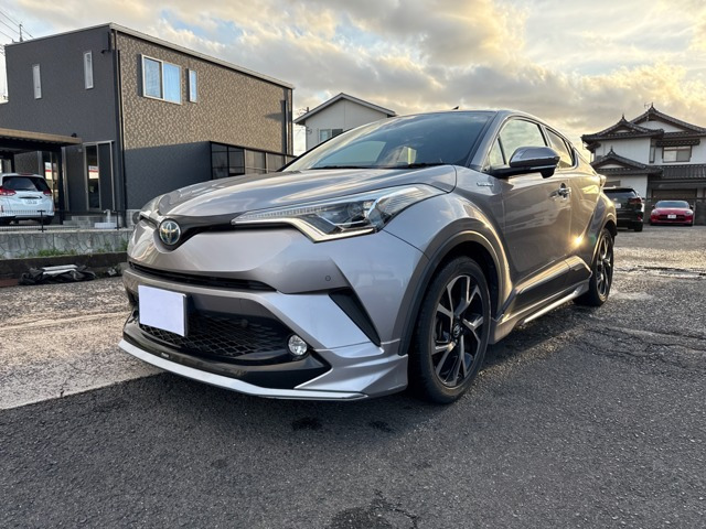 トヨタ C-HR 