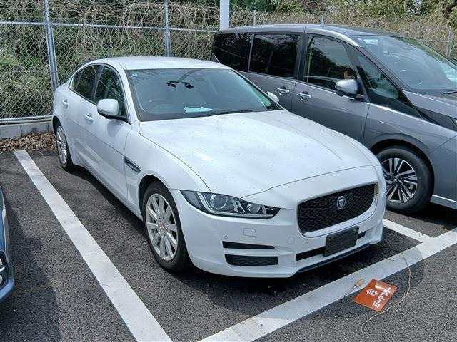 ジャガー XE 