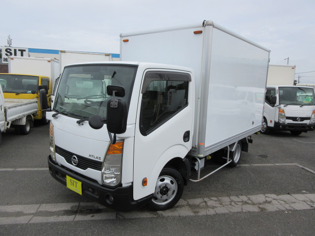 日産 アトラス 