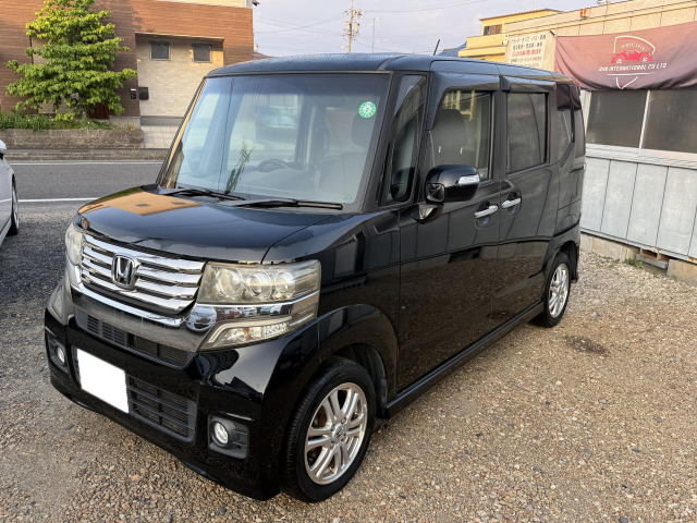 ホンダ N-BOXカスタム 
