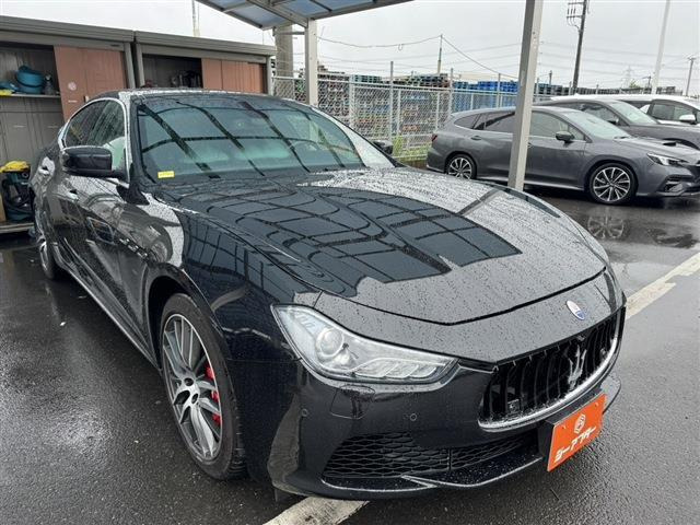 マセラティ ギブリ 