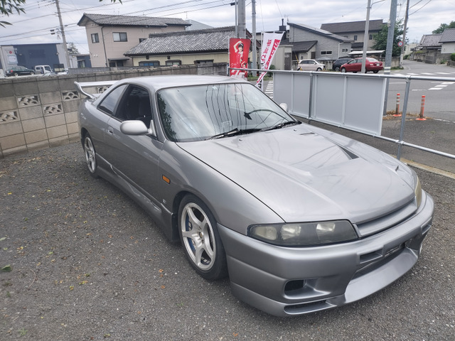 日産 スカイライン 