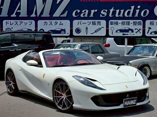 フェラーリ 812GTS 