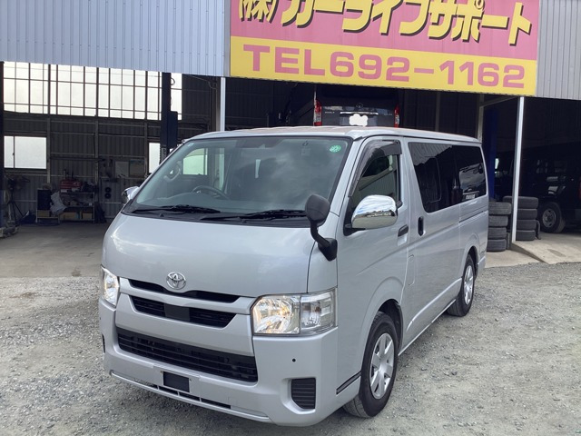 トヨタ ハイエースバン 