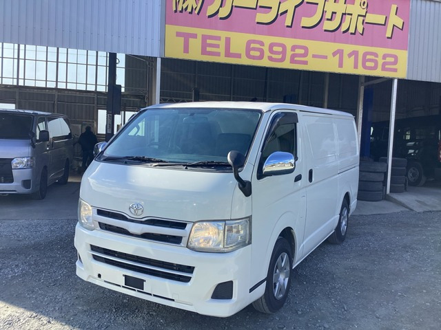トヨタ ハイエースバン 