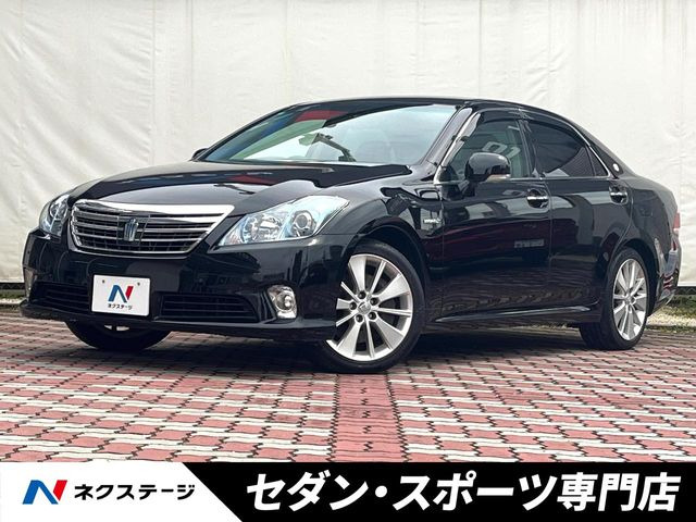 トヨタ クラウンハイブリッド 