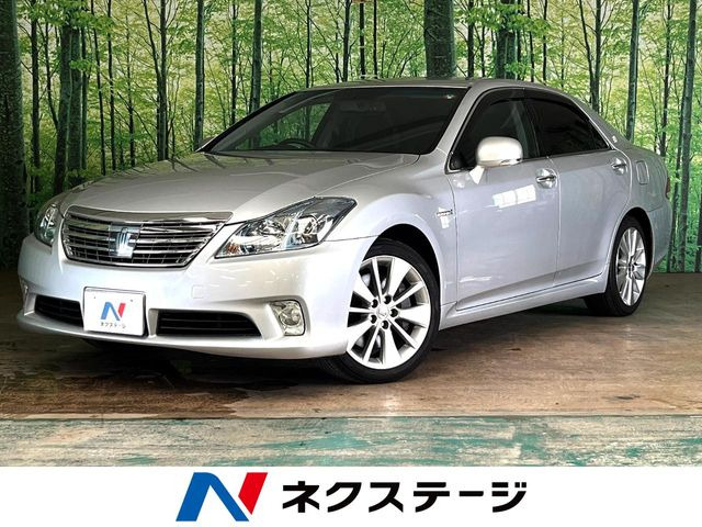 トヨタ クラウンハイブリッド 