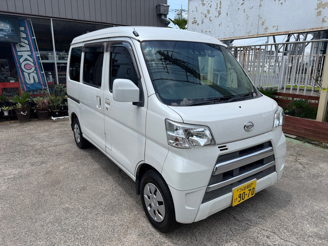 ダイハツ ハイゼットカーゴ 