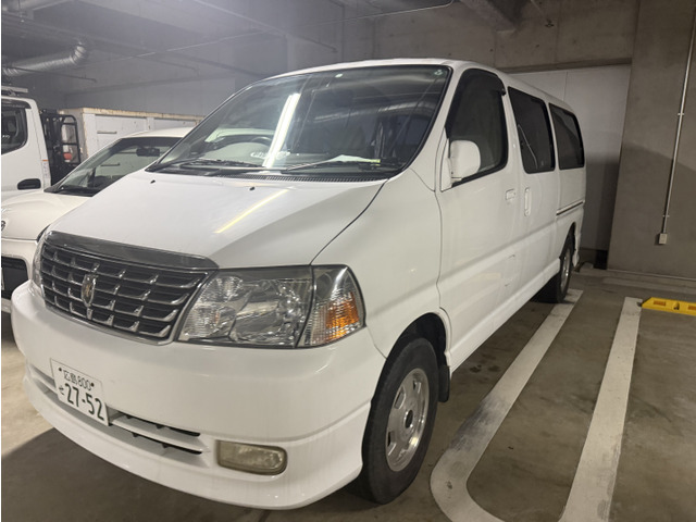 トヨタ グランドハイエース 