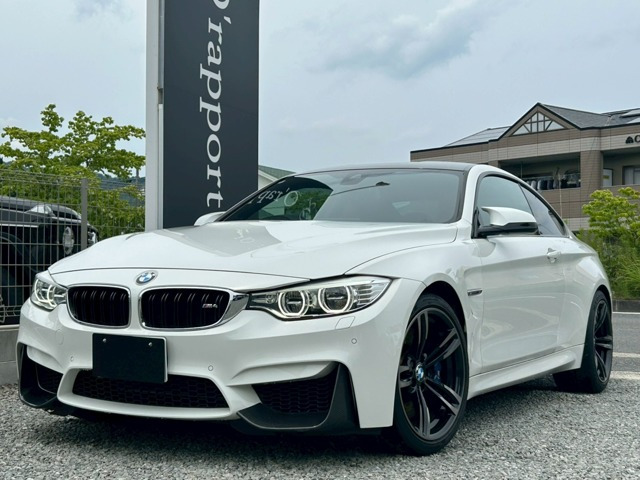 BMW M4クーペ 