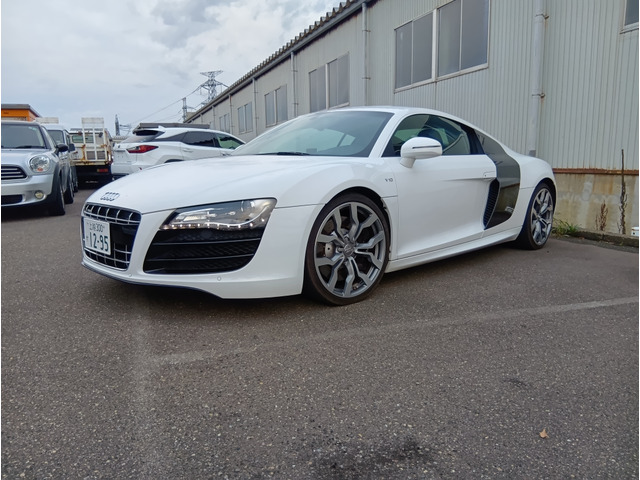アウディ R8 