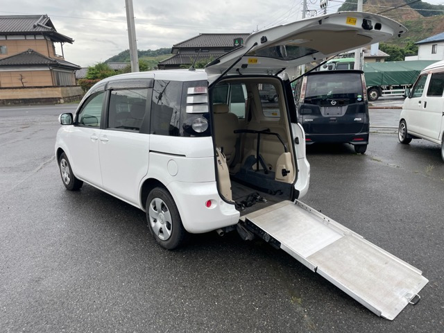 トヨタ シエンタ 