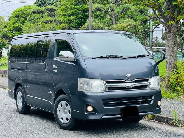トヨタ ハイエースバン 