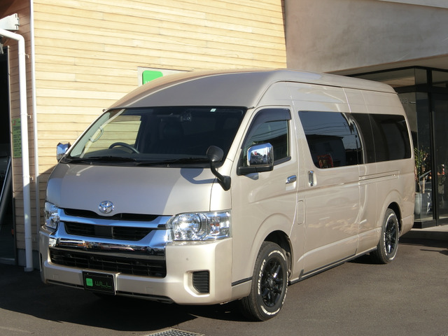 トヨタ ハイエース 
